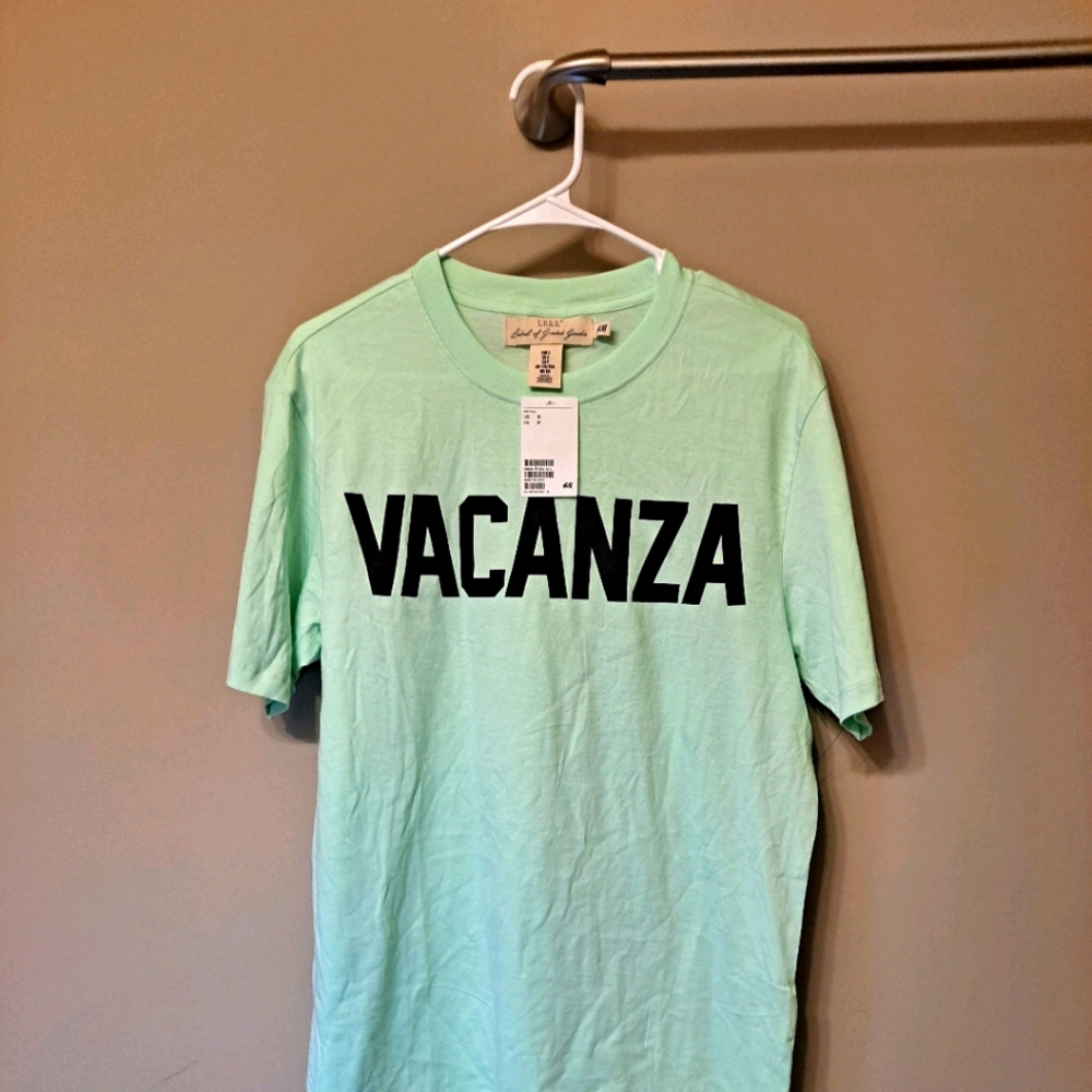 🆕️ H&M Crew Tee RARE 🔥🔥🔥 Size: Small